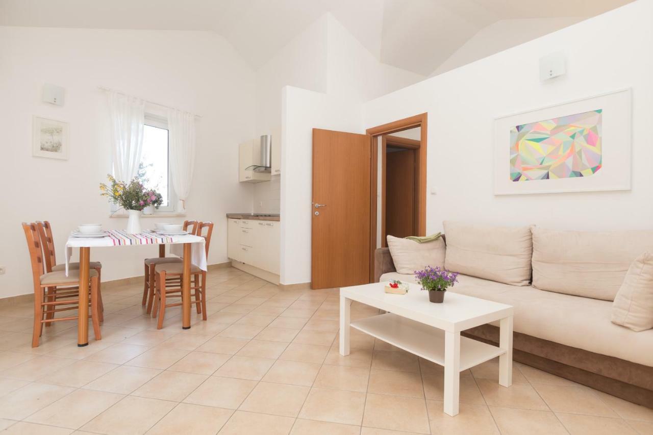 Alpeza Apartments Bol Extérieur photo