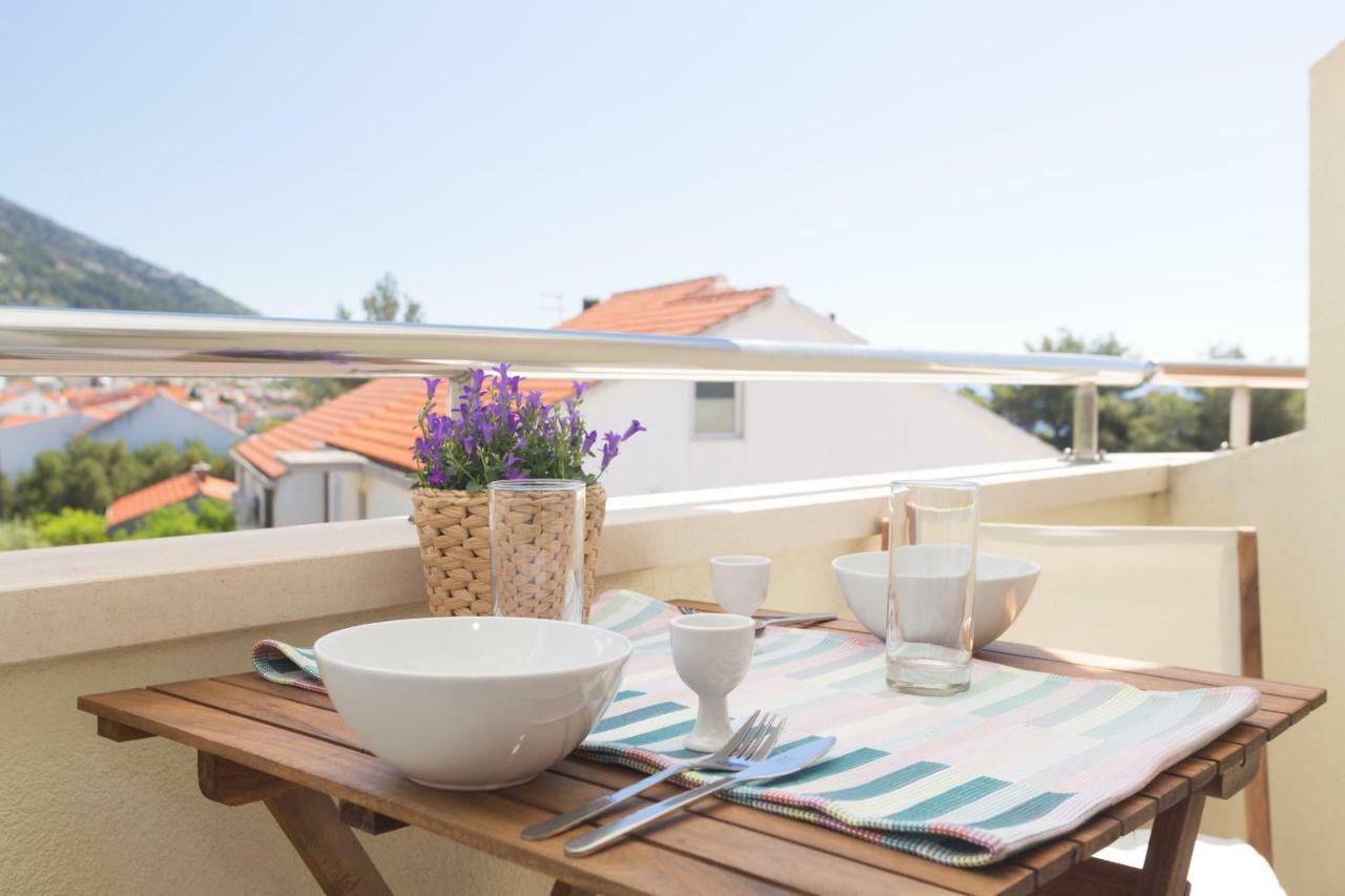 Alpeza Apartments Bol Chambre photo