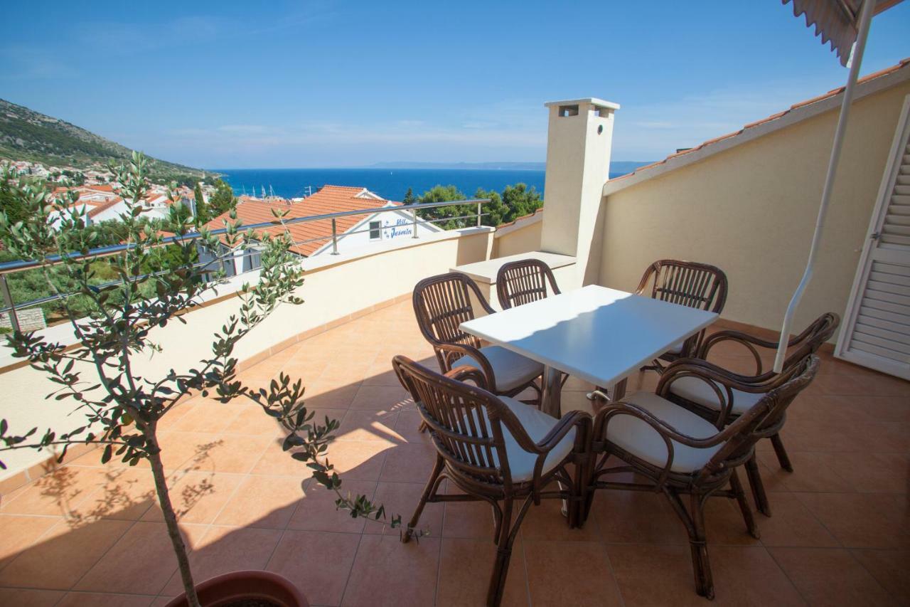 Alpeza Apartments Bol Chambre photo